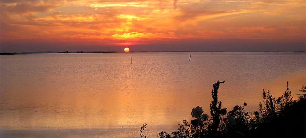 Solnedgang over Langø Lystbådehavn Solnedgang over Langø Lystbådehavn