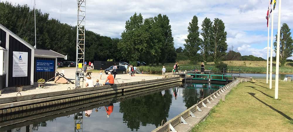 Øer Havn med slusen Øer Havn med slusen